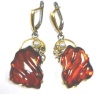 Серьги 721044 (Серебро, Янтарь красный, Жемчуг культ., черный родий/ позолота 18 карат)