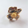 Кольцо 820258 (Серебро, Янтарь белый, preciosa, черный родий/ позолота 18 карат), размер 21,0